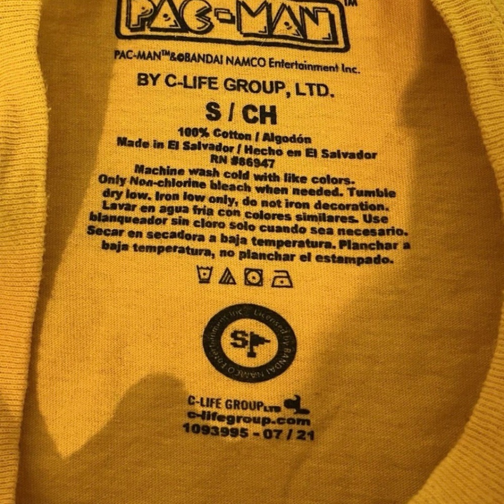 Pacman VTG Style Arcade TShirt Yellow Mens Small Graphic Print Front and Sleeves - Picture 6 of 10